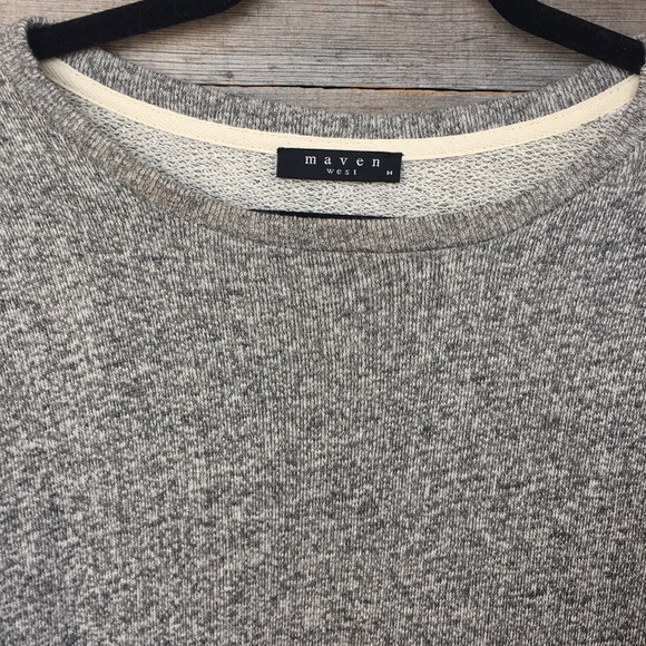 Maven West Sweater Size Medium - Picture 4 of 6